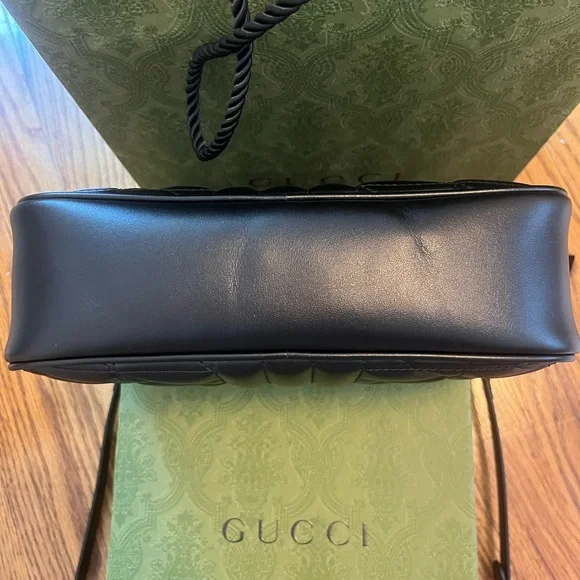 NEW!! Gucci Black Small Marmont Camera Bag - Picture 8 of 15